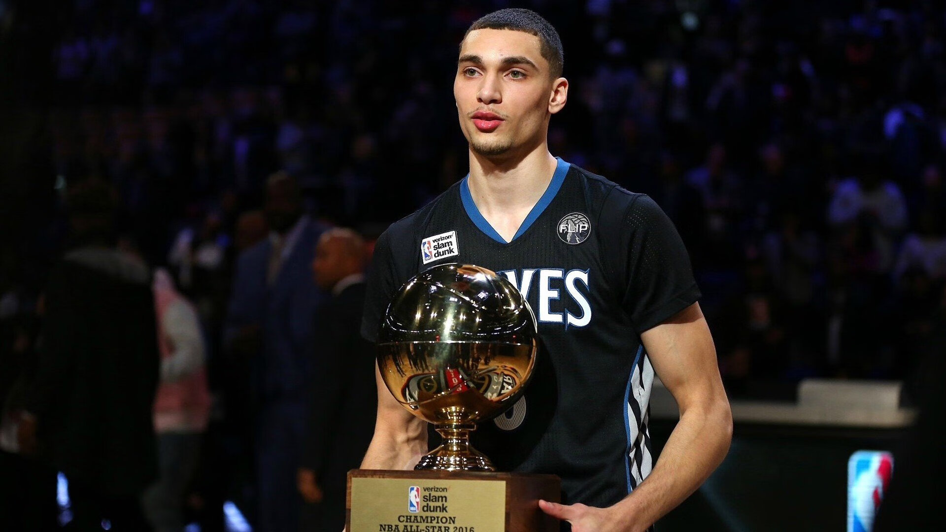 女篮姑娘用汗水书写荣光